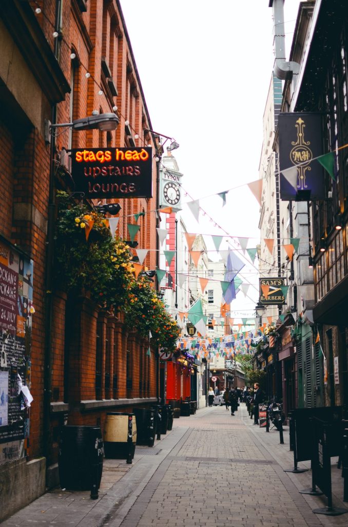 Ireland-Dublin-StreetScene