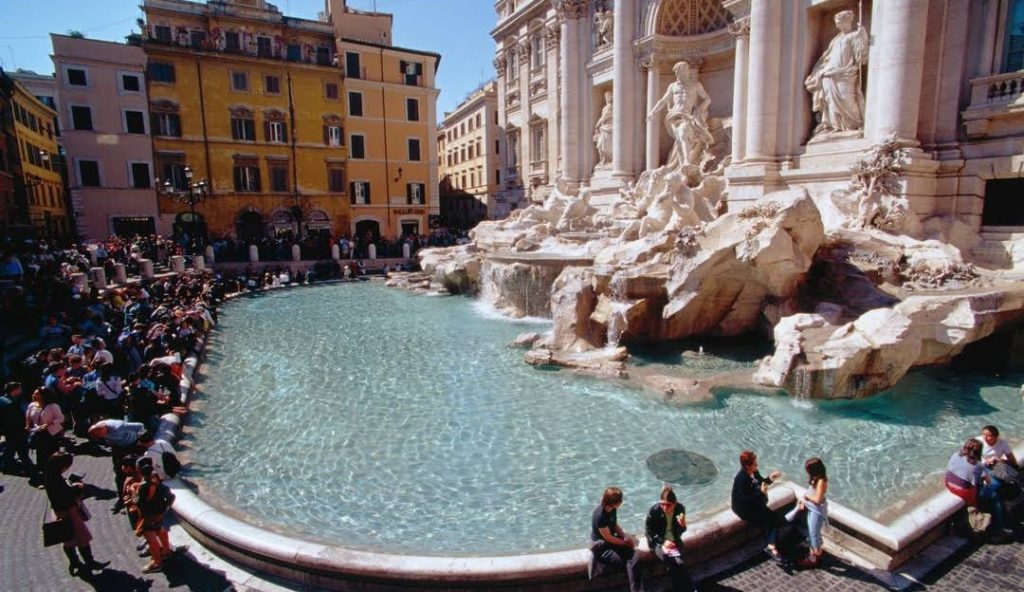 Italy-Trevi Fountain