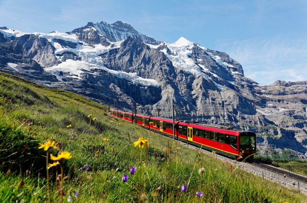 swiss train2